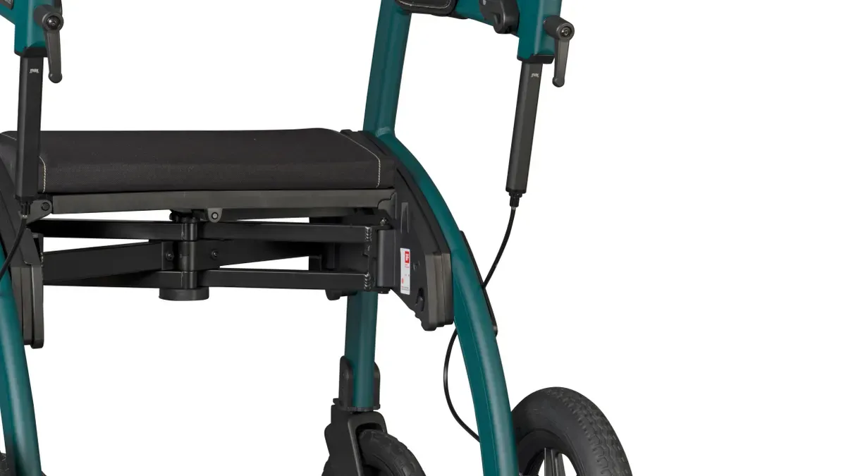 Lift Points and Handle Design on Rollators